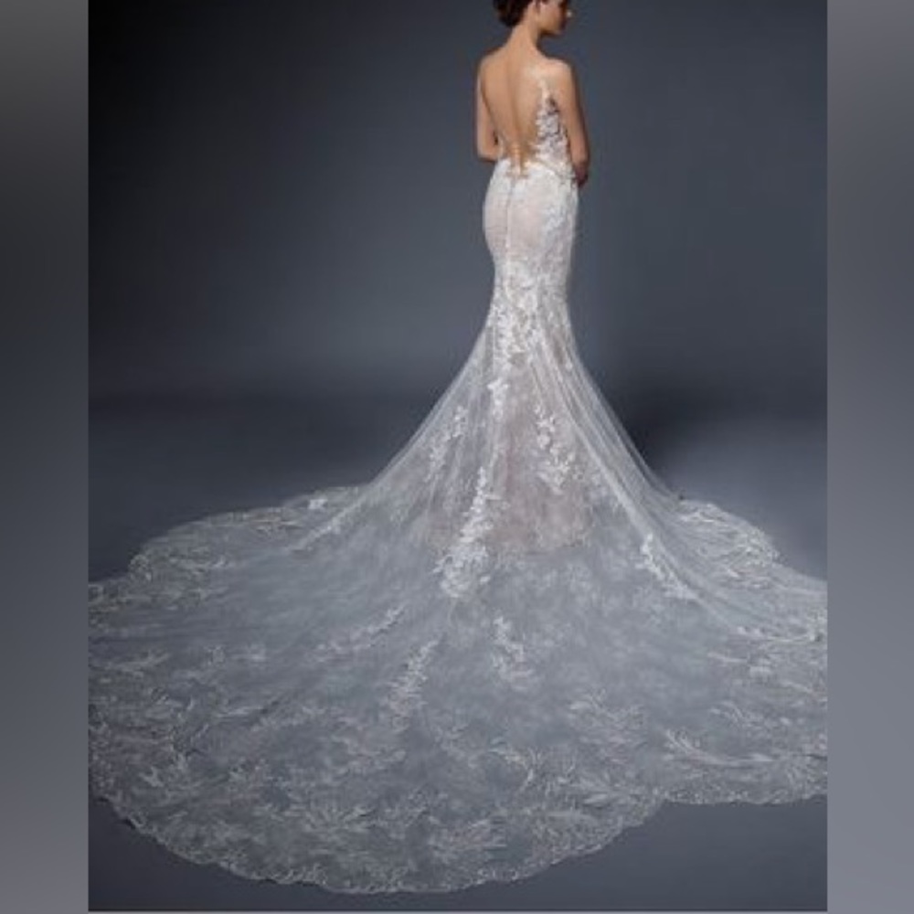 Elysee by Enzoani wedding dress: Style Courtenay